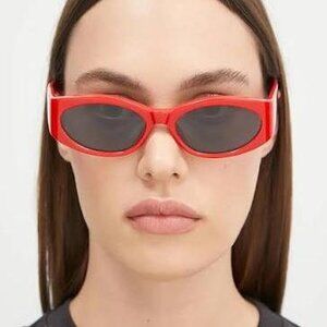 Jacquemus Red OVALO Cat-Eye Sunglasses